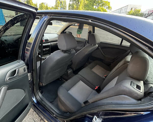 Синий Шкода Октавия, объемом двигателя 2 л и пробегом 363 тыс. км за 3500 $, фото 10 на Automoto.ua
