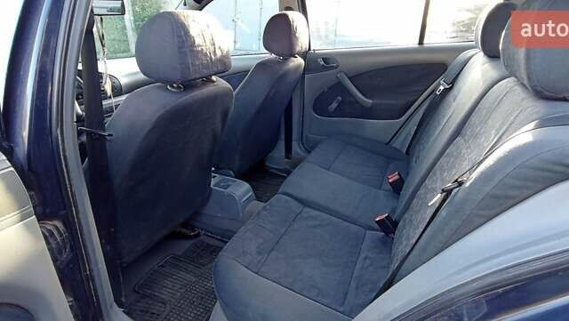 Синій Шкода Октавія, об'ємом двигуна 1.6 л та пробігом 270 тис. км за 2500 $, фото 11 на Automoto.ua