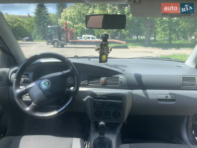 Синий Шкода Октавия, объемом двигателя 1.9 л и пробегом 320 тыс. км за 3700 $, фото 4 на Automoto.ua