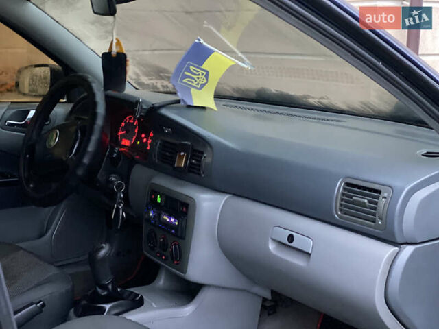 Синий Шкода Октавия, объемом двигателя 1.6 л и пробегом 317 тыс. км за 2650 $, фото 37 на Automoto.ua