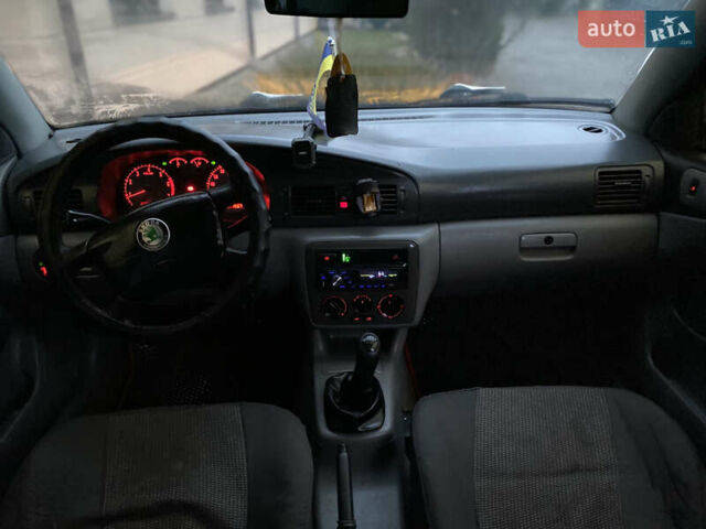 Синий Шкода Октавия, объемом двигателя 1.6 л и пробегом 317 тыс. км за 2650 $, фото 30 на Automoto.ua