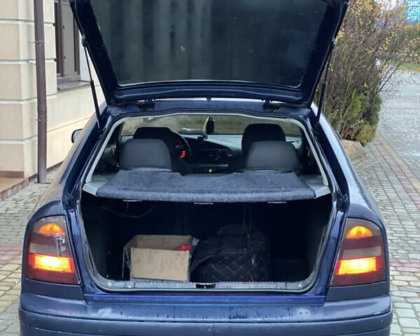 Синий Шкода Октавия, объемом двигателя 1.6 л и пробегом 317 тыс. км за 2650 $, фото 38 на Automoto.ua