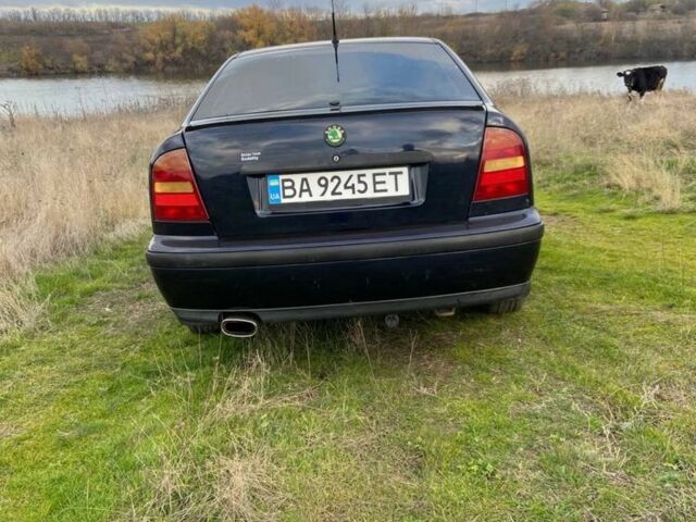 Синий Шкода Октавия, объемом двигателя 1.8 л и пробегом 200 тыс. км за 3500 $, фото 3 на Automoto.ua