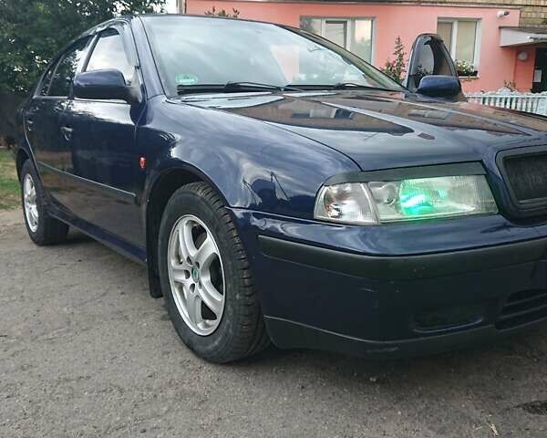 Синий Шкода Октавия, объемом двигателя 1.8 л и пробегом 244 тыс. км за 3300 $, фото 17 на Automoto.ua