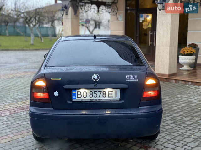 Синий Шкода Октавия, объемом двигателя 1.6 л и пробегом 317 тыс. км за 2650 $, фото 6 на Automoto.ua