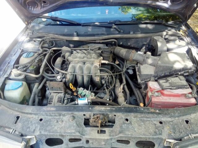 Синий Шкода Октавия, объемом двигателя 1.6 л и пробегом 405 тыс. км за 2600 $, фото 6 на Automoto.ua