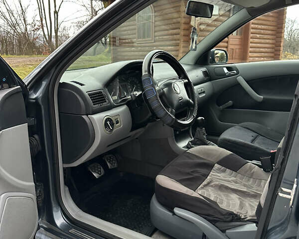 Синій Шкода Октавія, об'ємом двигуна 1.6 л та пробігом 288 тис. км за 2599 $, фото 17 на Automoto.ua