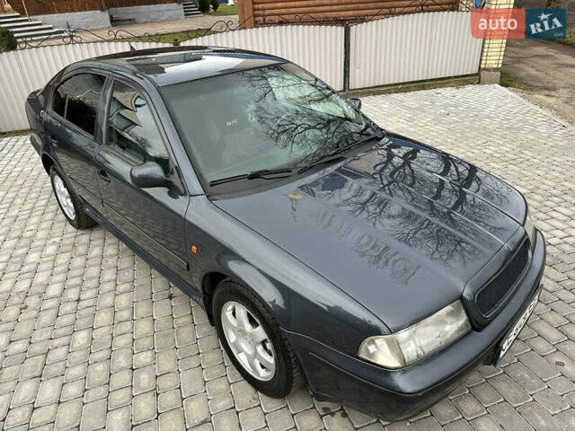 Синий Шкода Октавия, объемом двигателя 1.6 л и пробегом 280 тыс. км за 2650 $, фото 14 на Automoto.ua