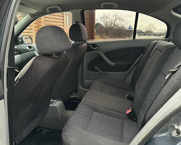 Синій Шкода Октавія, об'ємом двигуна 1.6 л та пробігом 288 тис. км за 2599 $, фото 18 на Automoto.ua