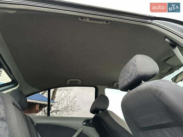 Синий Шкода Октавия, объемом двигателя 1.6 л и пробегом 280 тыс. км за 2650 $, фото 20 на Automoto.ua