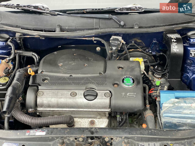 Синий Шкода Октавия, объемом двигателя 1.6 л и пробегом 230 тыс. км за 3499 $, фото 58 на Automoto.ua