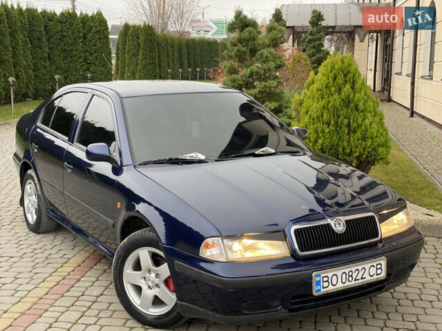 Синий Шкода Октавия, объемом двигателя 1.6 л и пробегом 230 тыс. км за 3499 $, фото 2 на Automoto.ua