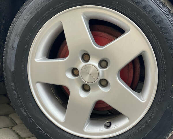 Синий Шкода Октавия, объемом двигателя 1.6 л и пробегом 230 тыс. км за 3499 $, фото 66 на Automoto.ua