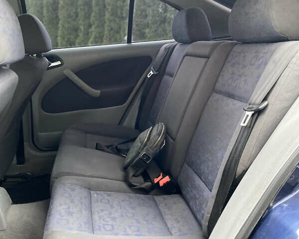 Синий Шкода Октавия, объемом двигателя 1.6 л и пробегом 230 тыс. км за 3499 $, фото 47 на Automoto.ua