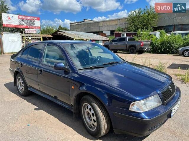 Синій Шкода Октавія, об'ємом двигуна 1.9 л та пробігом 300 тис. км за 3850 $, фото 7 на Automoto.ua
