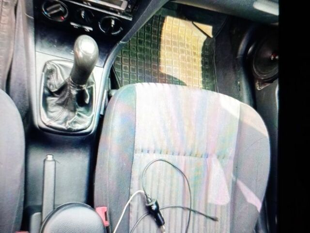Синій Шкода Октавія, об'ємом двигуна 2 л та пробігом 400 тис. км за 3700 $, фото 9 на Automoto.ua