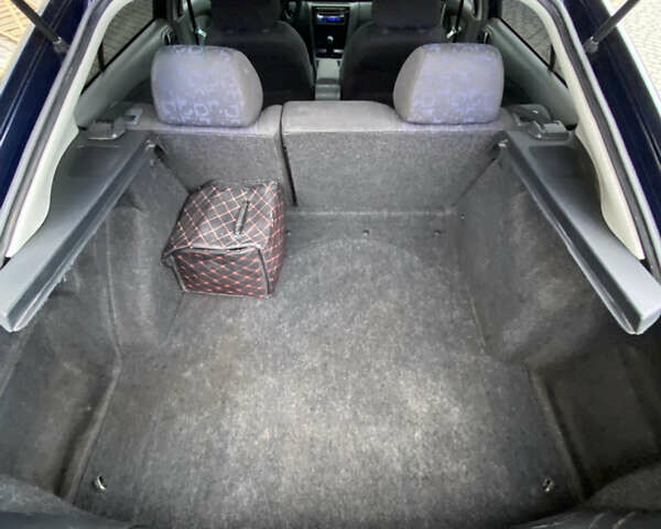 Синий Шкода Октавия, объемом двигателя 1.6 л и пробегом 230 тыс. км за 3499 $, фото 53 на Automoto.ua