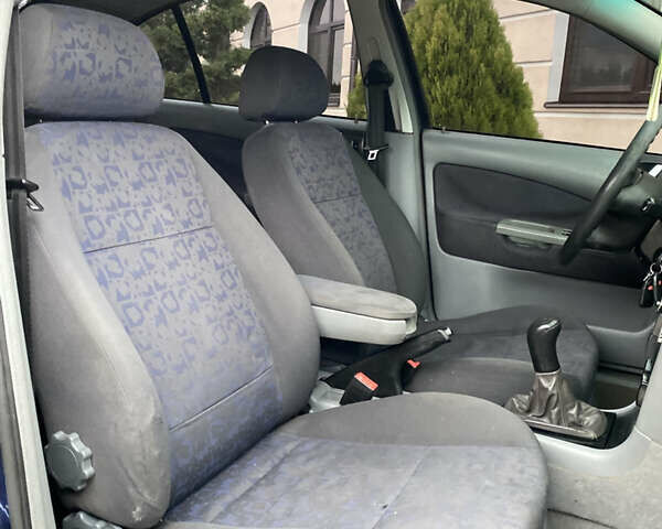 Синий Шкода Октавия, объемом двигателя 1.6 л и пробегом 230 тыс. км за 3499 $, фото 43 на Automoto.ua