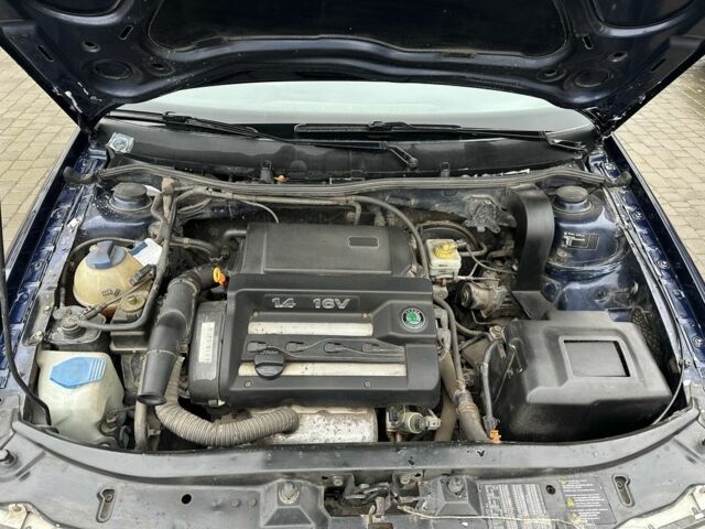 Синій Шкода Октавія, об'ємом двигуна 1.4 л та пробігом 220 тис. км за 3900 $, фото 7 на Automoto.ua