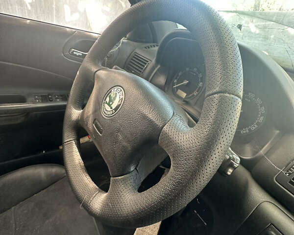 Синий Шкода Октавия, объемом двигателя 1.82 л и пробегом 400 тыс. км за 1800 $, фото 12 на Automoto.ua