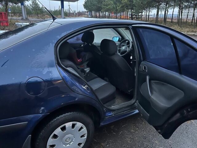 Синий Шкода Октавия, объемом двигателя 1.8 л и пробегом 300 тыс. км за 3999 $, фото 11 на Automoto.ua