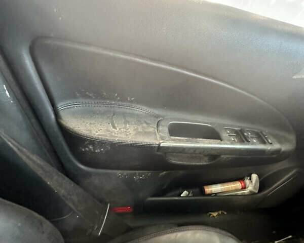 Синий Шкода Октавия, объемом двигателя 1.82 л и пробегом 400 тыс. км за 1800 $, фото 5 на Automoto.ua