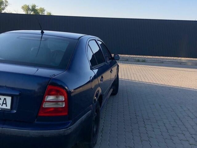 Синий Шкода Октавия, объемом двигателя 1.9 л и пробегом 400 тыс. км за 2900 $, фото 2 на Automoto.ua