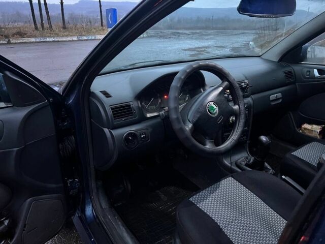 Синий Шкода Октавия, объемом двигателя 1.8 л и пробегом 300 тыс. км за 3999 $, фото 7 на Automoto.ua