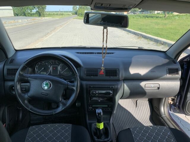 Синій Шкода Октавія, об'ємом двигуна 1.8 л та пробігом 344 тис. км за 3800 $, фото 7 на Automoto.ua