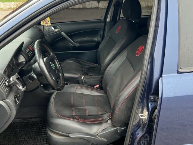 Шкода Октавия 2002 в Пятихатках на Automoto.ua Синий Шкода Октавия, объемом двигателя 1.9 л и пробегом 300 тыс. км за 4100 $, фото 6 на Automoto.ua
