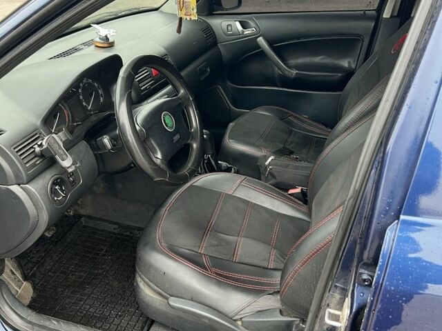 Шкода Октавия 2002 в Пятихатках на Automoto.ua Синий Шкода Октавия, объемом двигателя 1.9 л и пробегом 300 тыс. км за 4100 $, фото 5 на Automoto.ua