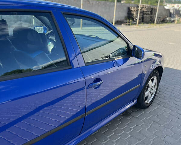 Синій Шкода Октавія, об'ємом двигуна 1.98 л та пробігом 268 тис. км за 3500 $, фото 3 на Automoto.ua