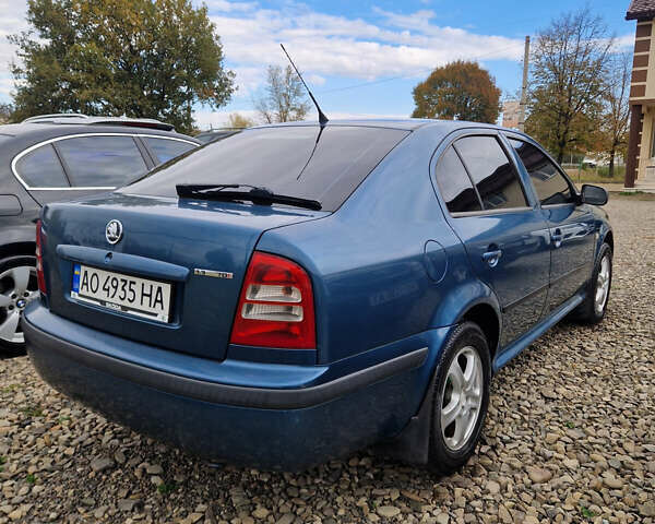 Синий Шкода Октавия, объемом двигателя 1.9 л и пробегом 300 тыс. км за 4200 $, фото 3 на Automoto.ua