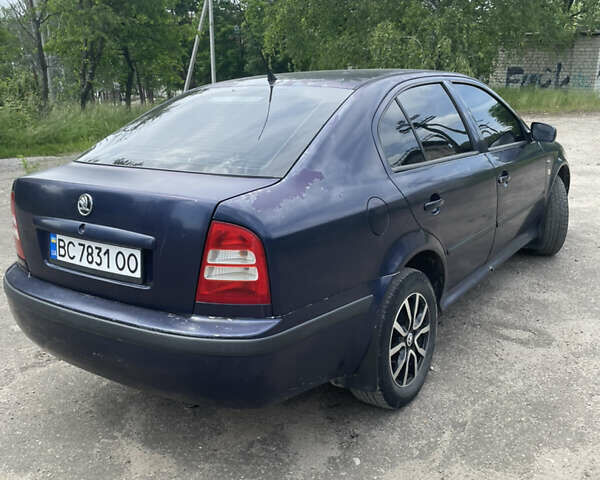 Синий Шкода Октавия, объемом двигателя 1.6 л и пробегом 353 тыс. км за 2999 $, фото 2 на Automoto.ua