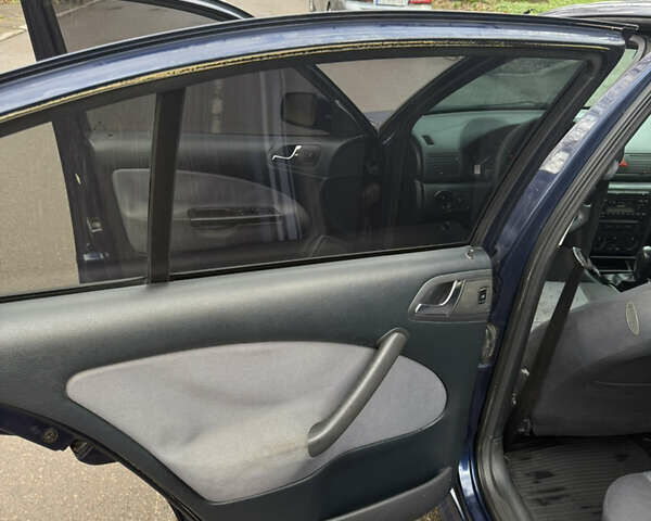 Синий Шкода Октавия, объемом двигателя 1.9 л и пробегом 390 тыс. км за 2800 $, фото 20 на Automoto.ua