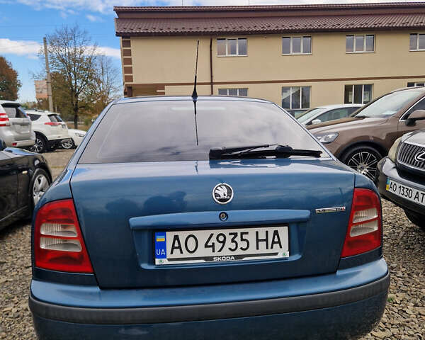 Синий Шкода Октавия, объемом двигателя 1.9 л и пробегом 300 тыс. км за 4200 $, фото 4 на Automoto.ua