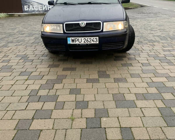 Синий Шкода Октавия, объемом двигателя 1.9 л и пробегом 400 тыс. км за 1750 $, фото 5 на Automoto.ua
