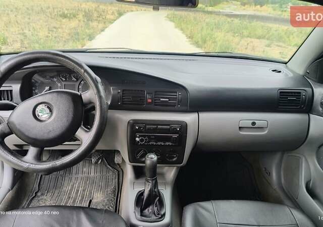 Синій Шкода Октавія, об'ємом двигуна 1.6 л та пробігом 315 тис. км за 3800 $, фото 8 на Automoto.ua