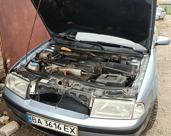 Синій Шкода Октавія, об'ємом двигуна 1.78 л та пробігом 250 тис. км за 4500 $, фото 6 на Automoto.ua