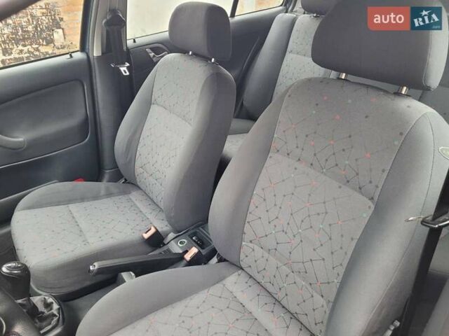 Синий Шкода Октавия, объемом двигателя 1.6 л и пробегом 150 тыс. км за 4899 $, фото 43 на Automoto.ua