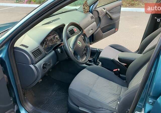 Синий Шкода Октавия, объемом двигателя 1.6 л и пробегом 358 тыс. км за 3500 $, фото 9 на Automoto.ua