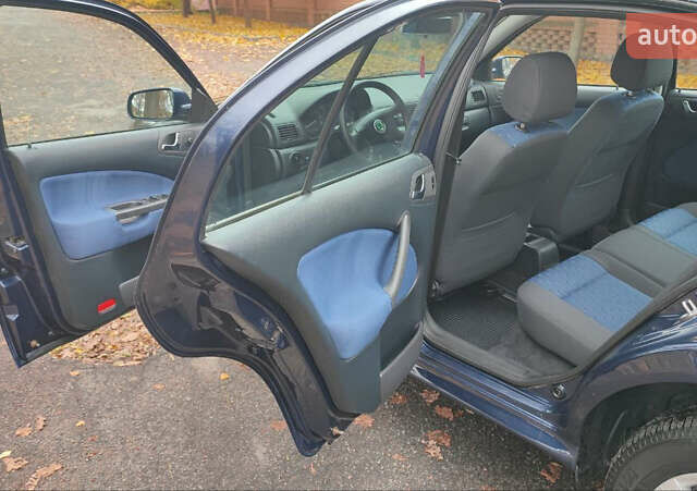 Синій Шкода Октавія, об'ємом двигуна 1.6 л та пробігом 90 тис. км за 5500 $, фото 20 на Automoto.ua