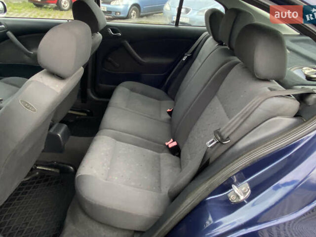 Синій Шкода Октавія, об'ємом двигуна 1.6 л та пробігом 240 тис. км за 4800 $, фото 20 на Automoto.ua