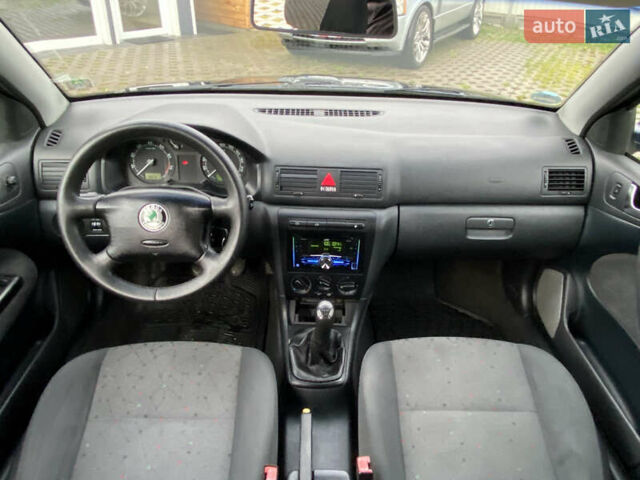 Синій Шкода Октавія, об'ємом двигуна 1.6 л та пробігом 240 тис. км за 4800 $, фото 19 на Automoto.ua