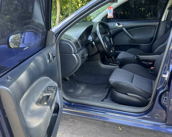 Синий Шкода Октавия, объемом двигателя 1.8 л и пробегом 250 тыс. км за 5200 $, фото 12 на Automoto.ua