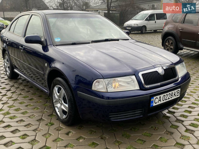 Синій Шкода Октавія, об'ємом двигуна 1.6 л та пробігом 240 тис. км за 4800 $, фото 8 на Automoto.ua