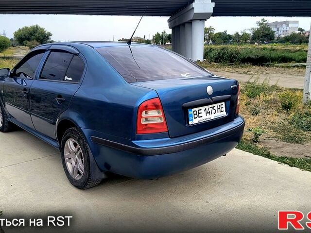Синий Шкода Октавия, объемом двигателя 1.6 л и пробегом 315 тыс. км за 3800 $, фото 4 на Automoto.ua