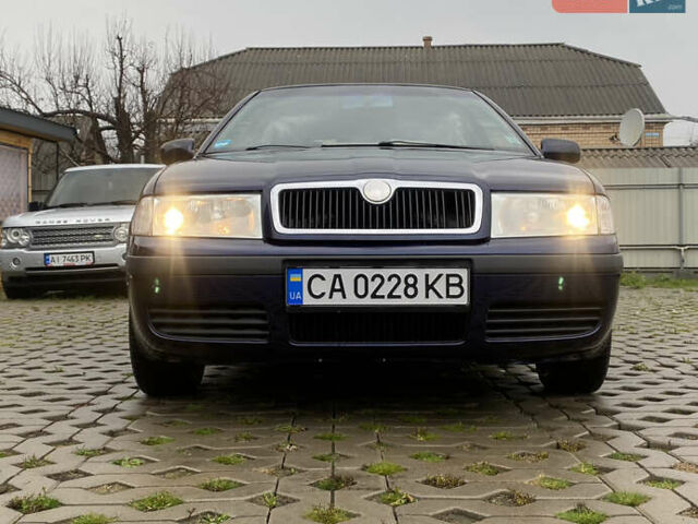 Синій Шкода Октавія, об'ємом двигуна 1.6 л та пробігом 240 тис. км за 4800 $, фото 2 на Automoto.ua