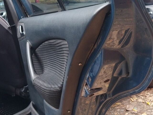 Синий Шкода Октавия, объемом двигателя 0 л и пробегом 240 тыс. км за 4200 $, фото 2 на Automoto.ua