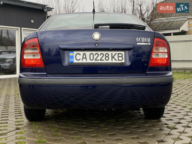 Синій Шкода Октавія, об'ємом двигуна 1.6 л та пробігом 240 тис. км за 4800 $, фото 13 на Automoto.ua